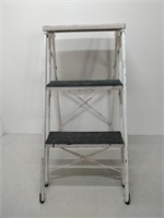 vintage step stool/ladder 31'' tall