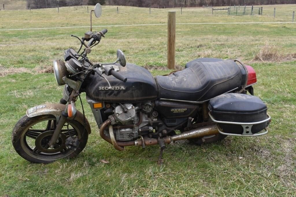 1981 Honda CX500D project motorcycle, VIN: JH2PC01