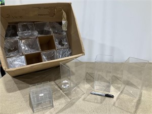 Plastic containers w/ lids 4 4x8, 12 pcs