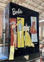 VINTAGE BARBIE CARRY CASE - NOTHING INSIDE