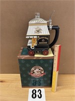 ANHEUSER BUSCH COLLECTOR'S CLUB STEIN