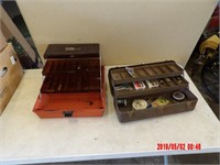 2 TACKLE BOX