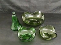 3 Green Bowls & 1 LG Green Ornament
