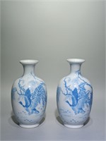 Chinese blue and white porcelain vase pair