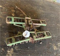 1/16 Eska John Deere 1950 Disc and Manure Spreader