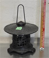 Cast iron candle pagoda