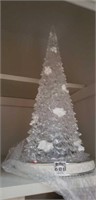 18" plastic Christmas tree