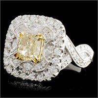 18K Gold Ring with 2.87ctw Fancy Diamonds