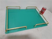 Tray w glass bottom