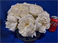 White flowers, clear vase