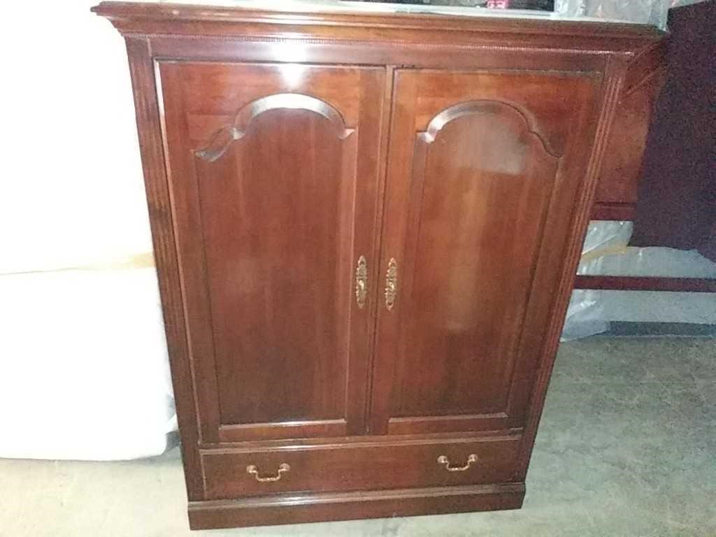 Grosse Pointe Moving and Storage Online Auction 4