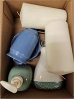 Mixed lot of bathroom items & candles