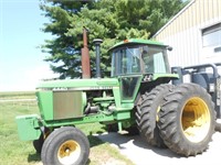 JD 4440 tractor