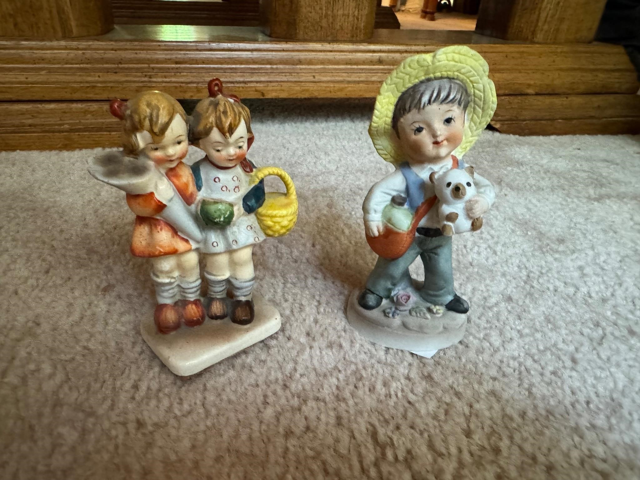 BOY AND GIRL FIGURINES