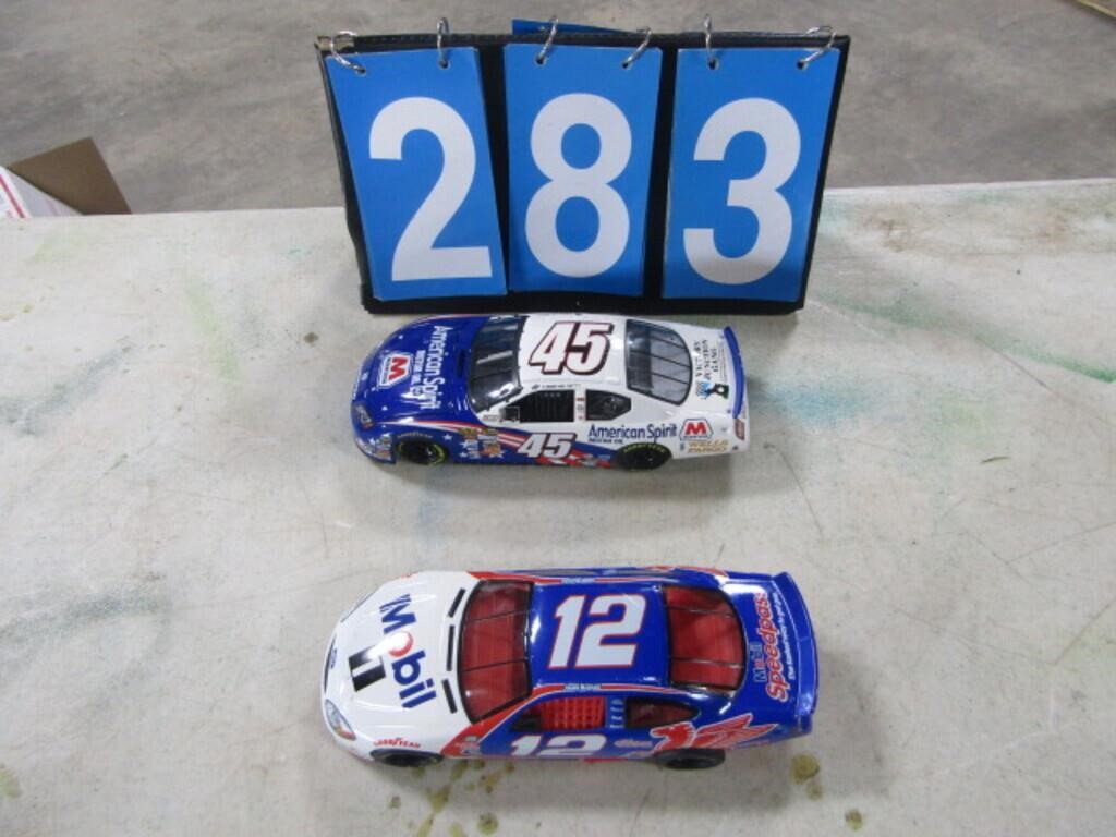 AMERICA SPIRIT AND MOBIL 1 DIECAST CARS