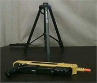 Box-Promaster 4200 Tripod & Bugasalt Gun