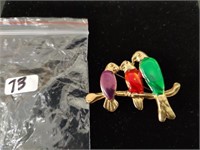 VTG 3 Parrots Brooch