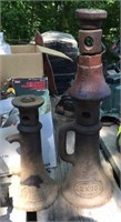 Pair of vintage cast iron bottle jacks