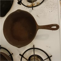 No 5 Cast Iron Skillet