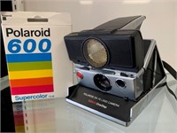 Vintage Polaroid SX-70 Land Camera