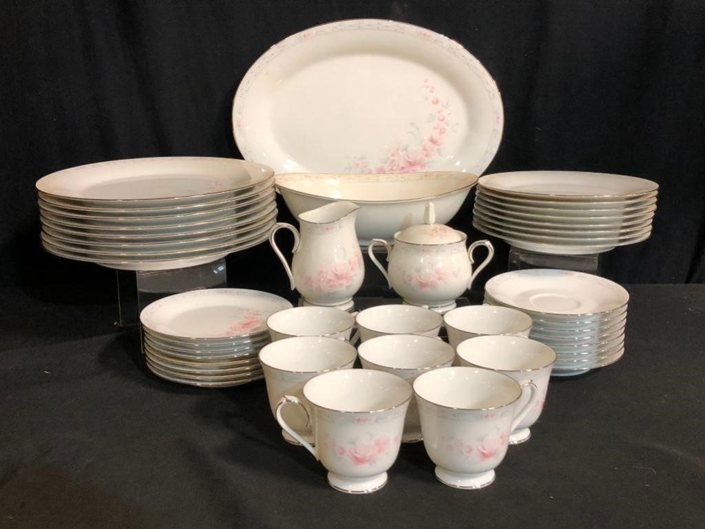 Noritake China Set