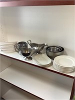 Plates, bowls and gravey bowls