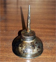 Metal 5 1/4” Vintage Push Bottom Oil Can