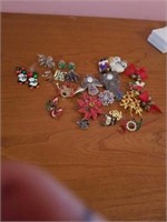 CHRISTMAS PINS AND EARRINGS