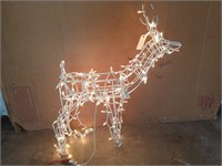 Illuminated reindeer yard decor, works 38x30