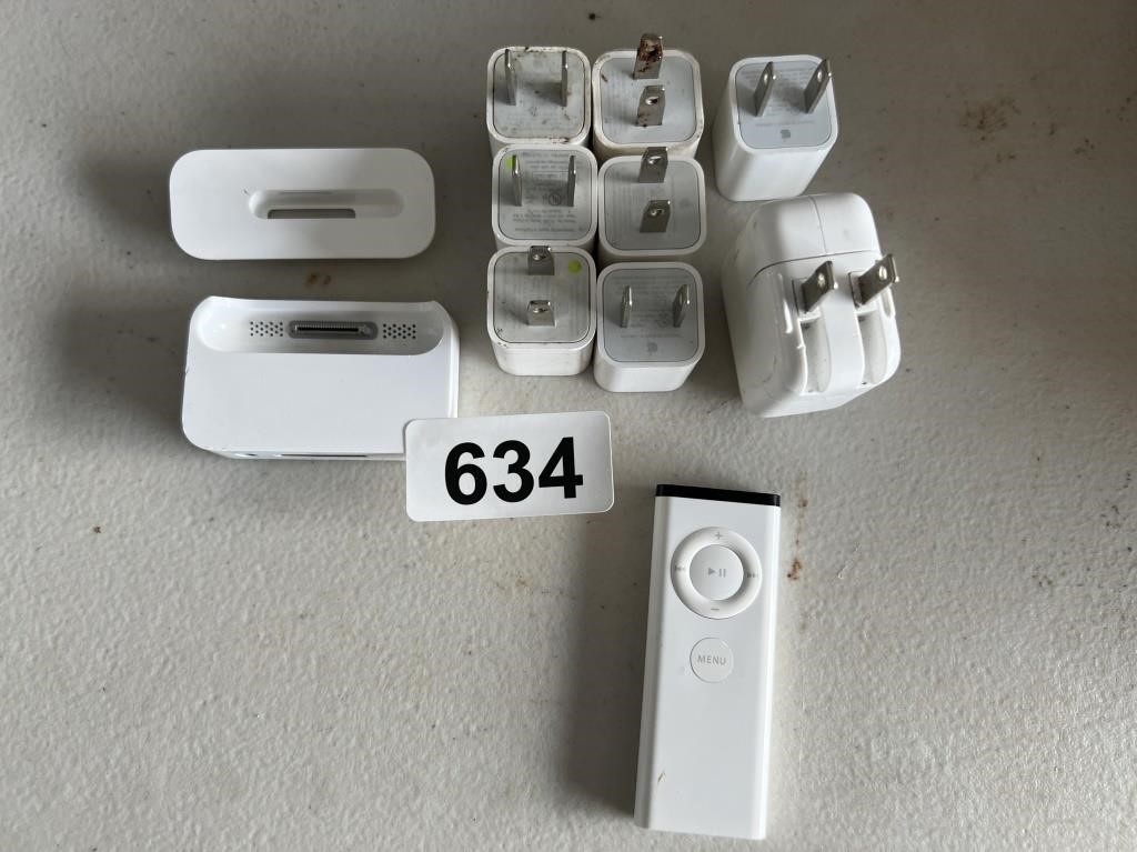 Apple Power Cubes & MacBook Remote U241