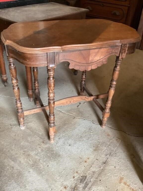 Six legged table 20 x 34 x 29 1/2 tall