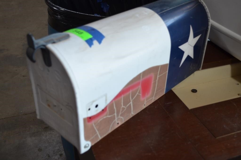 Texas Themed Mail Box  7" x 19" x 9"