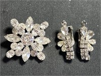 Vintage rhinestone brooch and earrings, closing
