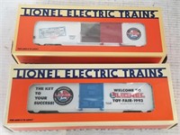 LOT OF 2. LIONEL TRAIN CARS