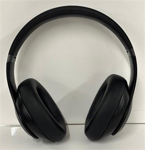 Beats Studio Pro - Wireless Bluetooth Noise