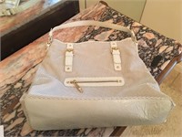 Fine Via Spiga White Leather Mesh Handbag