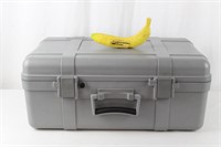Tundra Hard Body Luggage/Storage Case Model 821
