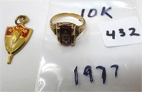 10K 1977 class ring 3.71 grams w/pedant