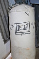 Everlast Boxing Bag 13x33"