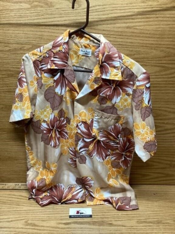 Vintage black point Hawaii Hawaiian shirt size
