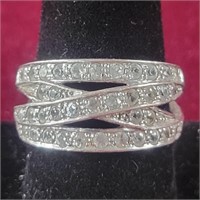 .925 silver Ring with clear stones, sz 9, 0.24ozTW