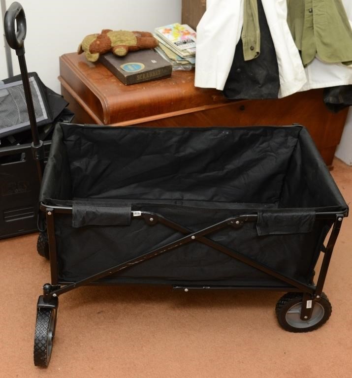 COLLAPSIBLE ROLLING CART
