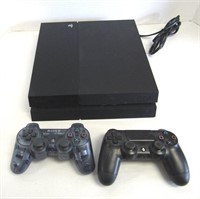 Sony Play Station 4 & Controllers