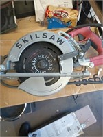 Skil 15-amp 7-1/4-in Worm Drive Corded Circular
