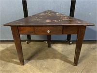 Vintage Corner Desk W/ Drawer 47.5"x23.5”x31”