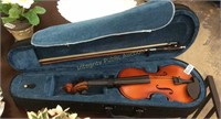 Mendini 1/8 Wood Violin