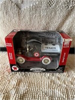 1:24 Scale Texaco Truck