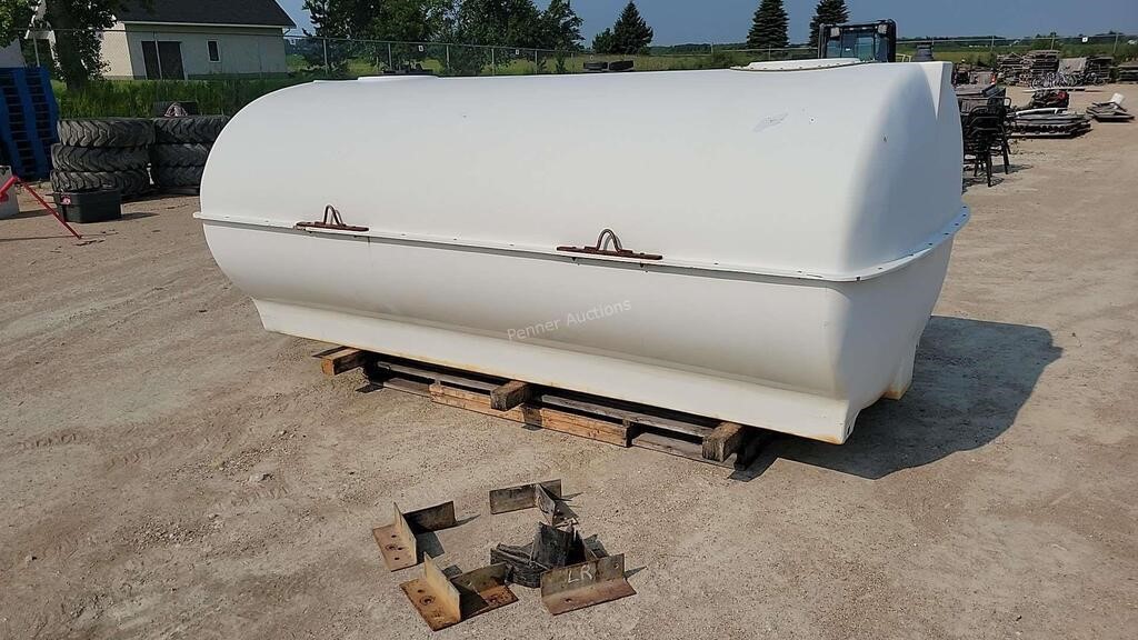 2500 US Gallon Fiberglass Water Tank