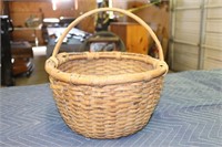 Antique Split Oak Basket with handle 11" diameter