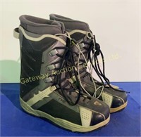 Firefly Boarding Boots Size 13.5.